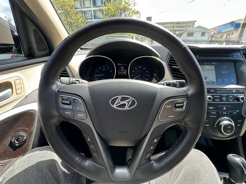 Used 2017 Hyundai Santa Fe Sport w/ 2.4L Tech Package 04 FWD image 9