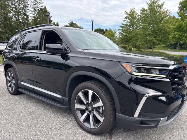 Certified 2023 Honda Pilot Touring image 12