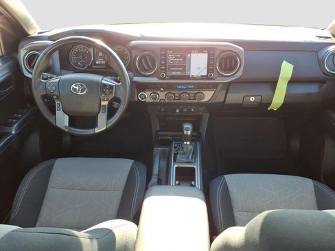 Used 2023 Toyota Tacoma 4x4 Double Cab image 11