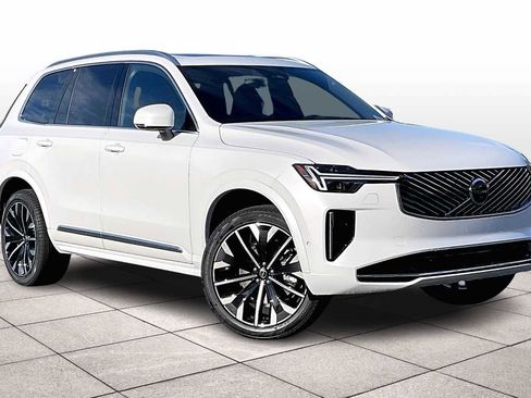 New 2026 Volvo XC90 B6 Plus w/ Protection Package Premier image 2