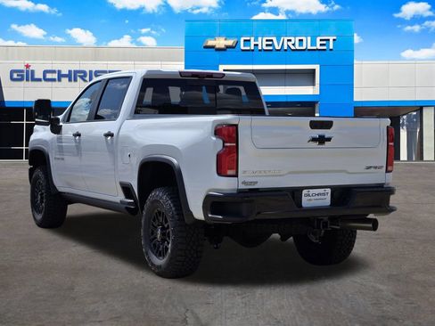 New 2026 Chevrolet Silverado 2500 ZR2 AWD/4WD image 6