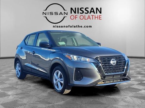 Used 2025 Nissan Kicks Play S image 29