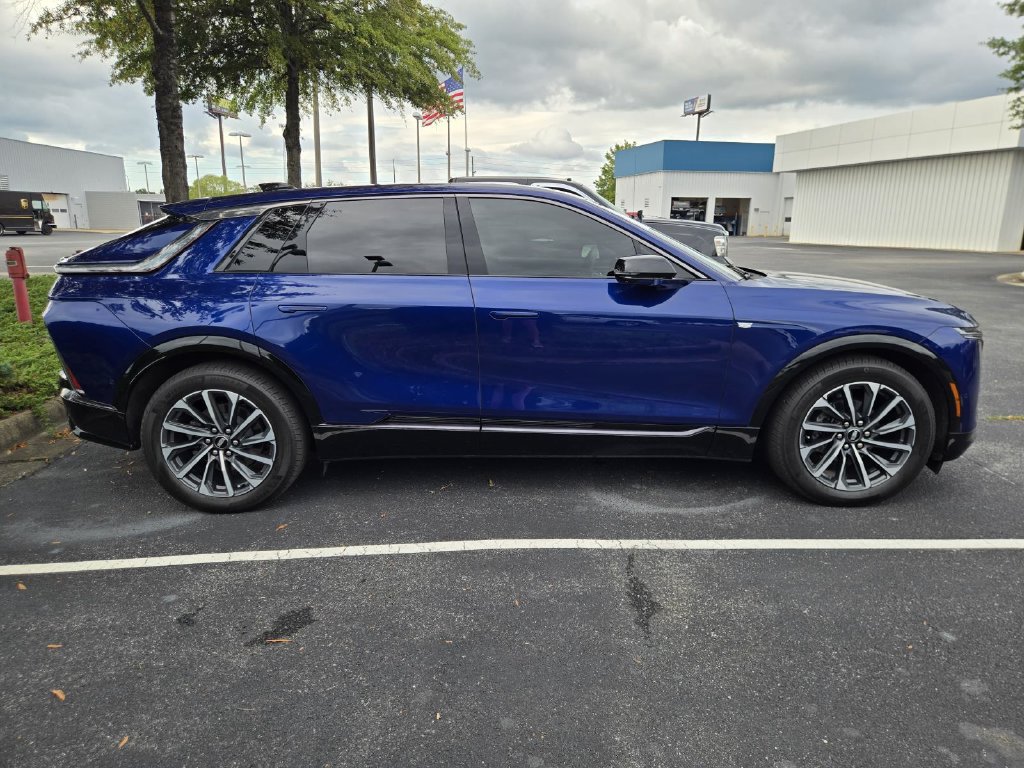 Used 2024 Cadillac Lyriq Sport RWD image 3