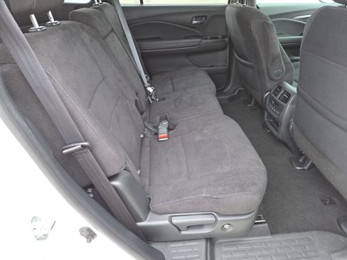 Used 2022 Honda Pilot Sport image 21