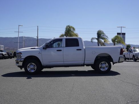 New 2026 RAM 2500 Tradesman AWD/4WD image 7