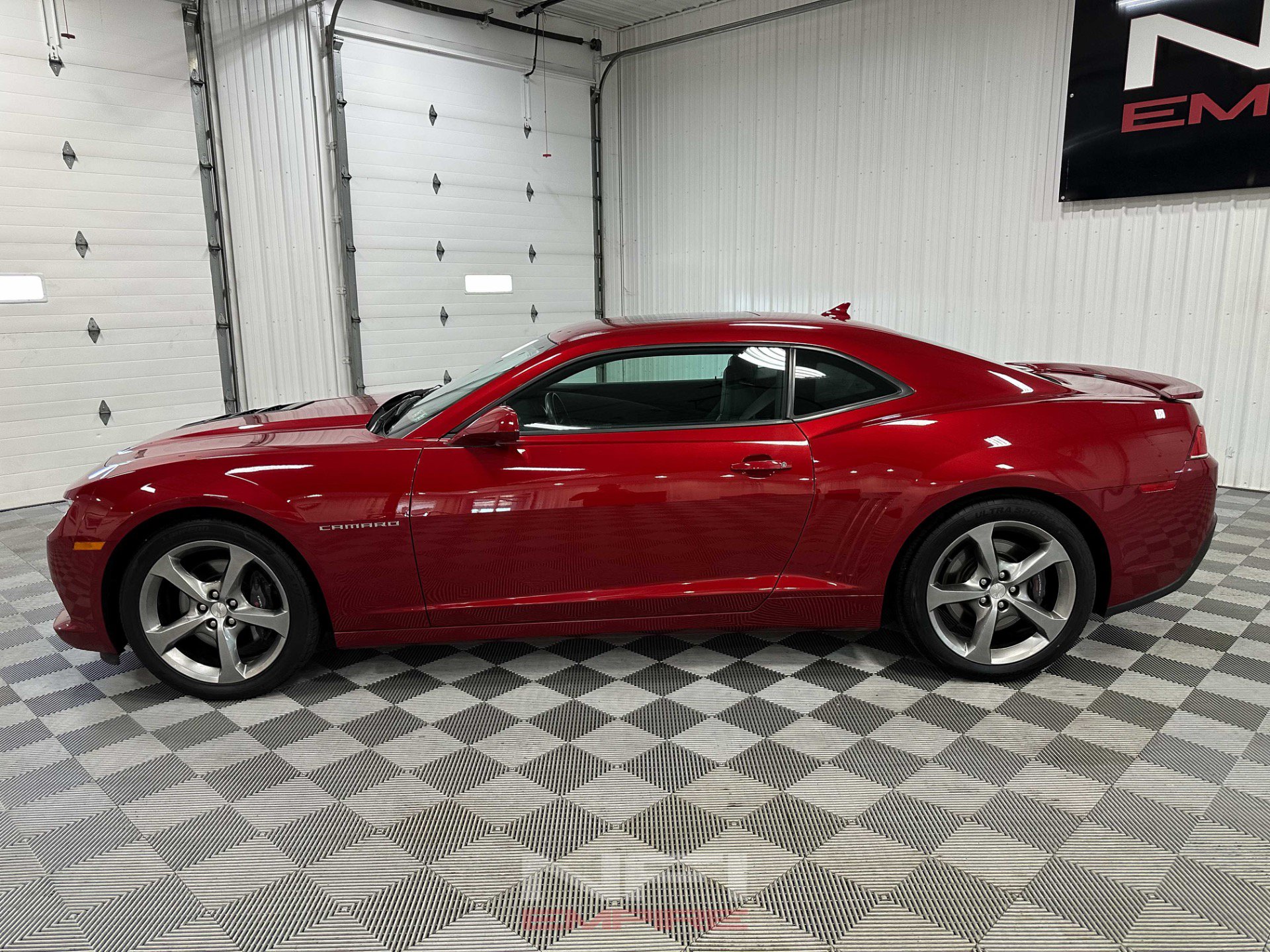 Used 2014 Chevrolet Camaro SS w/ RS Package RWD image 2