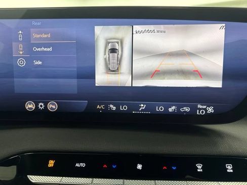 Used 2025 Buick Enclave Preferred FWD image 18
