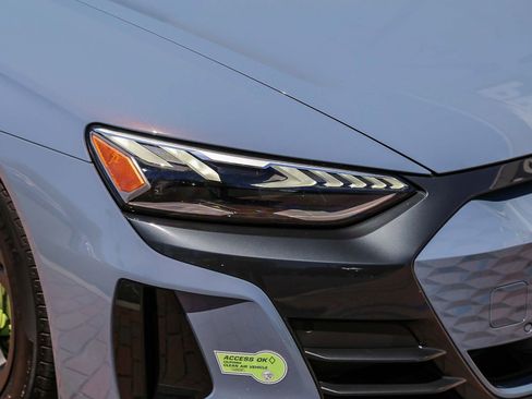 Used 2023 Audi e-tron GT Premium Plus AWD/4WD image 11