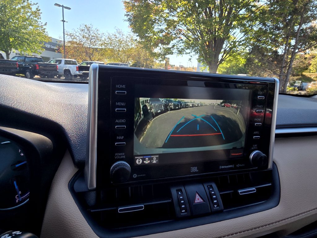 Used 2021 Toyota RAV4 Limited AWD/4WD image 30