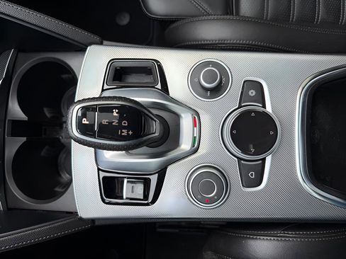 Used 2023 Alfa Romeo Stelvio Veloce image 27