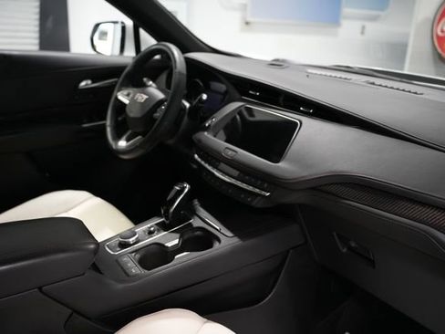 Used 2022 Cadillac XT4 Sport AWD/4WD image 24