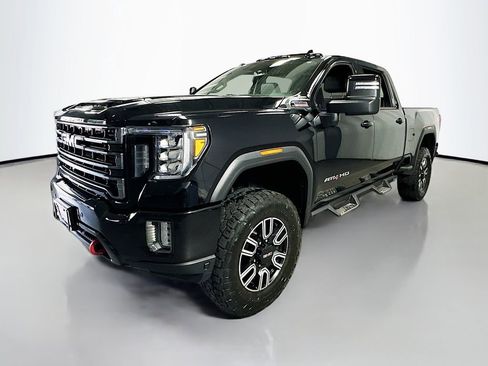 Used 2021 GMC Sierra 3500 AT4 w/ AT4 Preferred Package AWD/4WD image 2