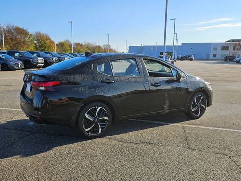 New 2025 Nissan Versa SR w/ Trunk Package FWD image 14
