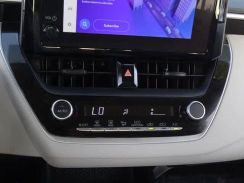 Used 2023 Toyota Corolla LE w/ Carpet Mat Package (TMS) image 30