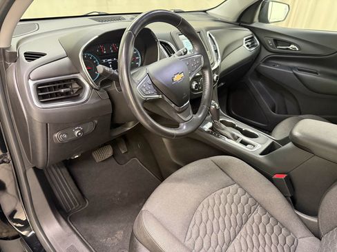 Used 2018 Chevrolet Equinox LT FWD image 29