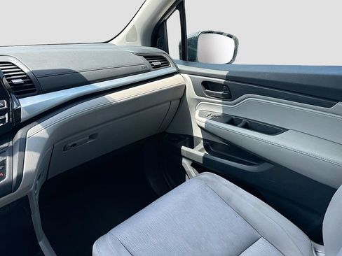 Used 2019 Honda Odyssey EX image 26