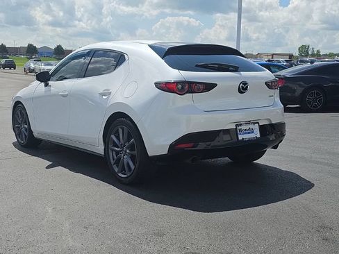 Used 2019 MAZDA MAZDA3 Hatchback FWD image 5