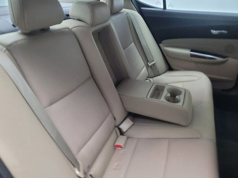 Used 2016 Acura TLX w/ Technology Package image 19