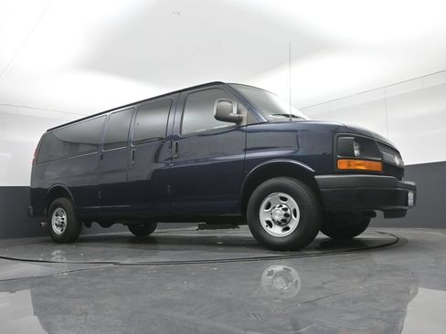 Used 2014 Chevrolet Express 3500 LS RWD image 52