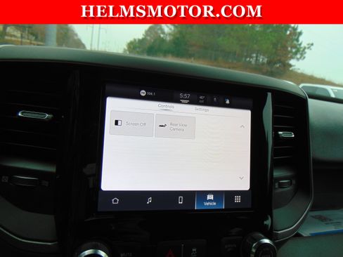 Used 2025 RAM 3500 Tradesman w/ Chrome Appearance Group image 32