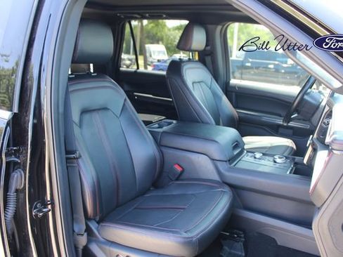 Used 2024 Ford Expedition Max Limited AWD/4WD image 11
