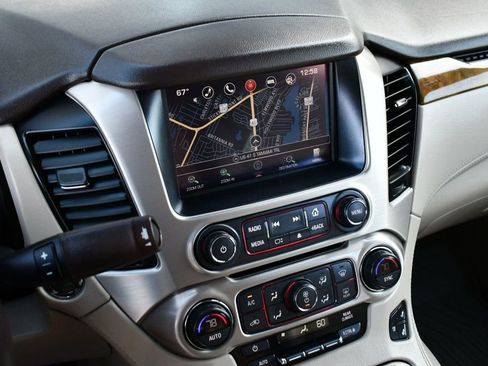 Used 2016 GMC Yukon Denali w/ Open Road Package image 13