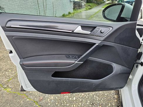 Used 2015 Volkswagen GTI Autobahn w/ Lighting Package (SEL) image 20