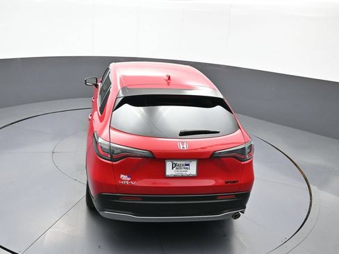 Certified 2025 Honda HR-V Sport image 37