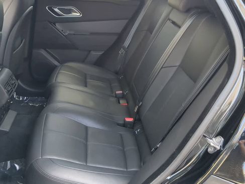 Certified 2025 Land Rover Range Rover Velar Dynamic SE image 21