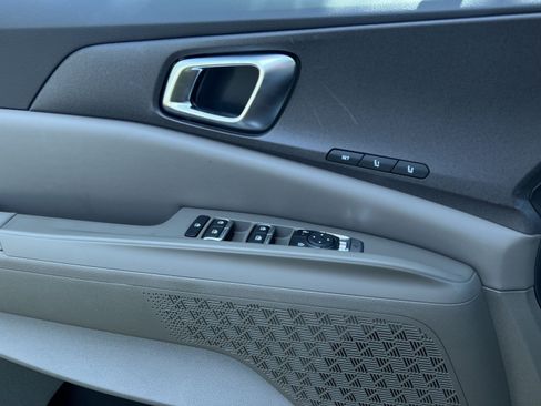 New 2026 Kia Carnival SX FWD image 20