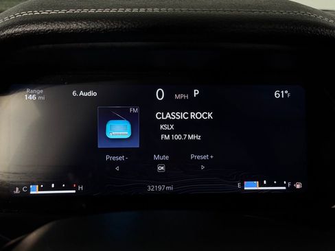 Used 2024 Jeep Grand Cherokee L Limited w/ Luxury Tech Group II image 15