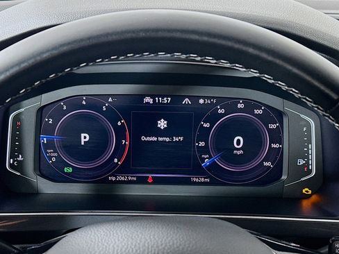 Certified 2021 Volkswagen Tiguan SEL Premium R-Line image 12