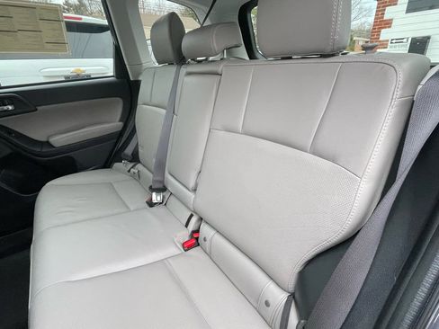 Used 2016 Subaru Forester 2.5i Limited image 21