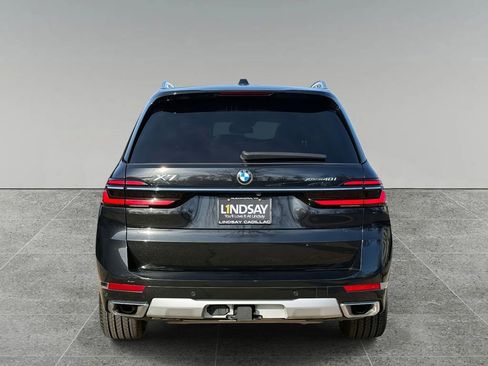 Used 2023 BMW X7 xDrive40i w/ Executive Package image 11