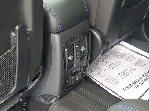 Used 2022 Dodge Durango R/T w/ Tow 'N Go Package image 21