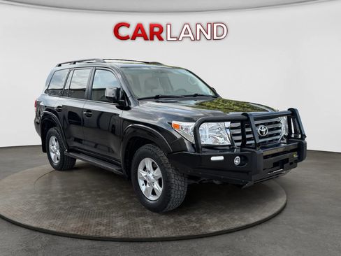 Used 2011 Toyota Land Cruiser w/ Upgrade Pkg AWD/4WD image 7