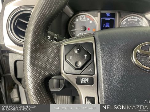 Used 2017 Toyota Tacoma SR5 w/ Tow Package RWD image 47