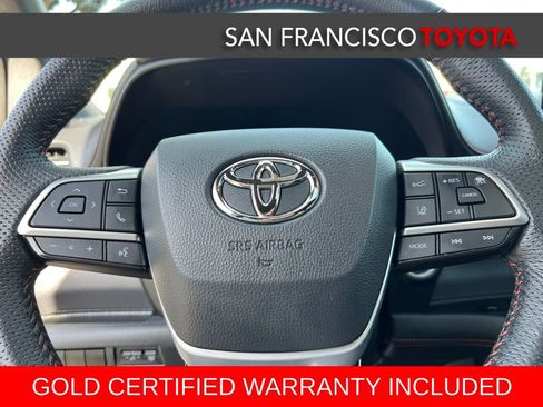 Certified 2022 Toyota Sienna XSE image 36