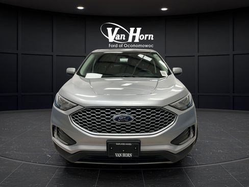 Used 2023 Ford Edge SEL w/ Convenience Package AWD/4WD image 2