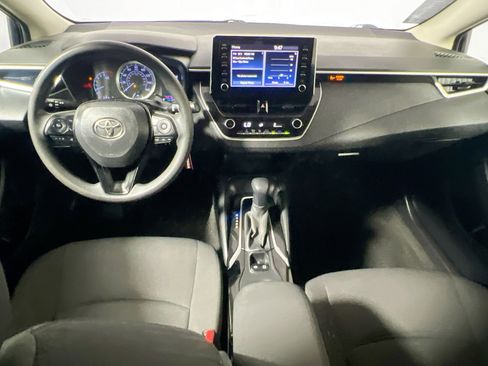 Used 2020 Toyota Corolla LE FWD image 29