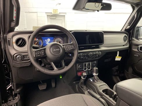 New 2026 Jeep Wrangler Unlimited Sport AWD/4WD image 9