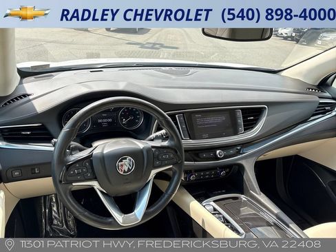 Certified 2024 Buick Enclave Essence AWD/4WD image 14