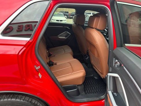 Used 2020 Audi Q3 2.0T Prestige w/ Prestige Package image 53