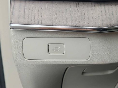 Certified 2024 Volvo XC90 B5 Plus w/ Protection Package Premier AWD/4WD image 22