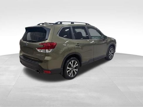 Certified 2023 Subaru Forester Limited image 29