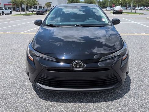 Certified 2023 Toyota Corolla LE FWD image 9