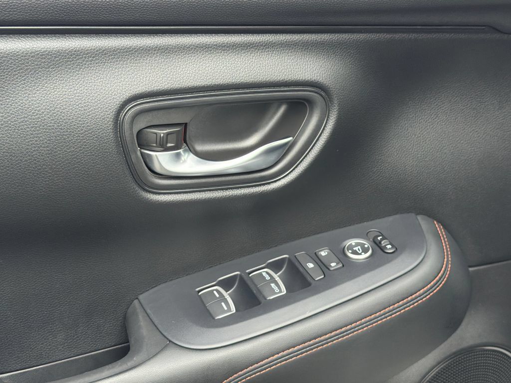 Used 2024 Honda HR-V Sport image 26