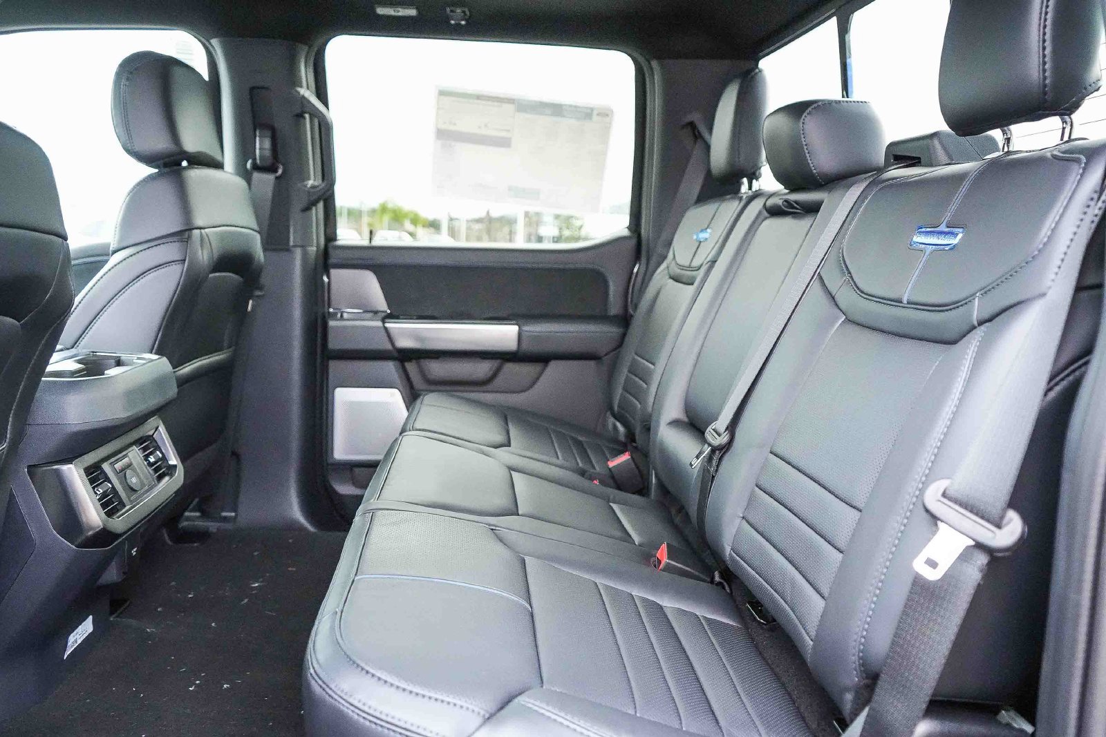 New 2026 Ford F250 Platinum AWD/4WD image 19