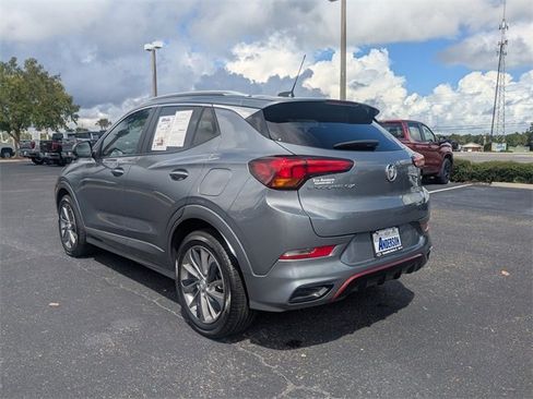 Used 2022 Buick Encore GX Select w/ Sport Touring Package image 5