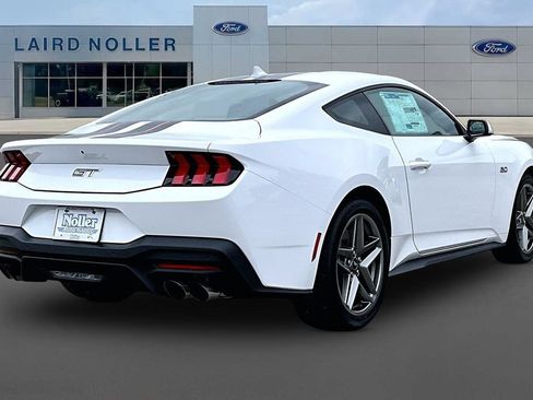 New 2026 Ford Mustang GT RWD image 5